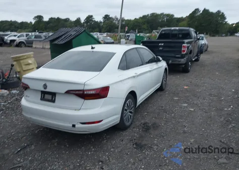 2019 Volkswagen Jetta 1.4T Sel z USA, uszkodzony, nr VIN 3VWE57BU9KM081173